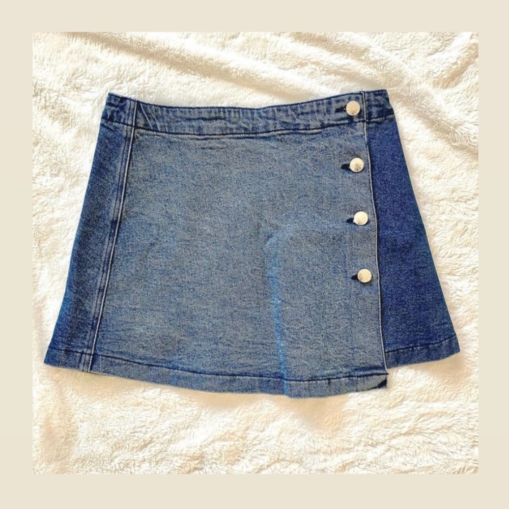 DOLLS KILL ❀ 2 tone denim skirt